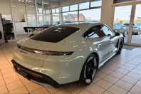 Porsche Taycan din 2025 cu 6.478 km - oferta POR224355 - foto 5