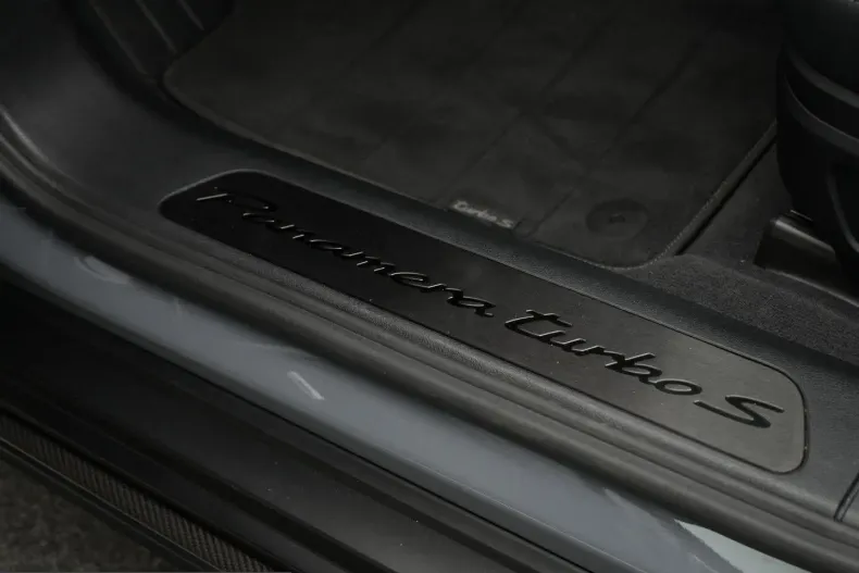 Porsche Panamera din 2025 cu 24.600 km - oferta POR224361 - foto 23