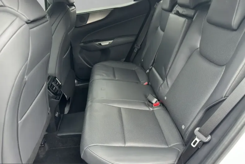 Lexus NX 450h din 2024 cu 25.872 km - oferta LEX224365 - foto 16