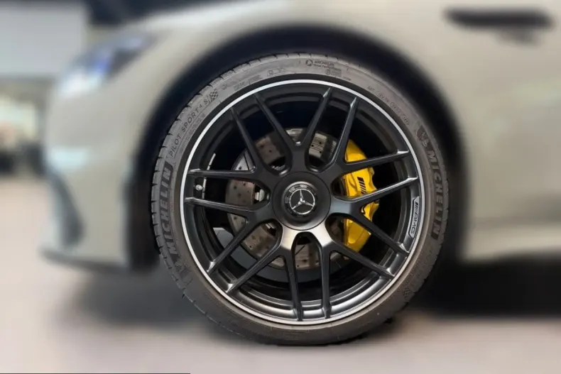 Mercedes-Benz AMG GT (Clasa GT) din 2025 cu 25.597 km - oferta MER224367 - foto 3