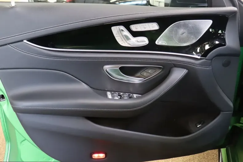 Mercedes-Benz AMG GT (Clasa GT) din 2024 cu 43.800 km - oferta MER224369 - foto 13