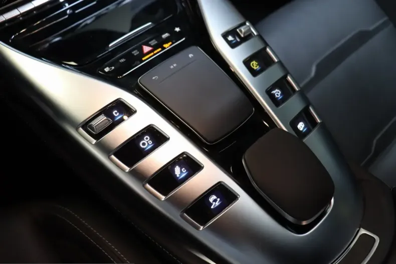 Mercedes-Benz AMG GT (Clasa GT) din 2024 cu 43.800 km - oferta MER224369 - foto 21