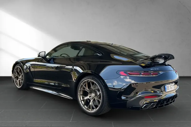 Mercedes-Benz AMG GT (Clasa GT) din 2024 cu 9.900 km - oferta MER224370 - foto 8