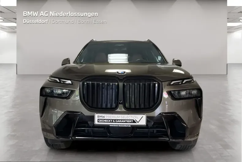 BMW X7 (Seria X) din 2023 cu 21.501 km - oferta BMW224375 - foto 5
