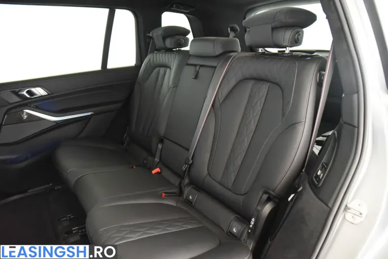 BMW X7 (Seria X) din 2024 cu 31.500 km - oferta BMW224382 - foto 6