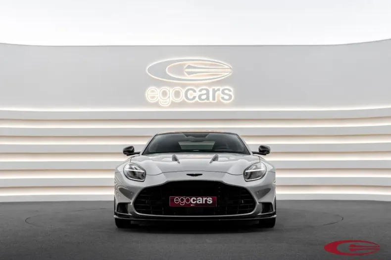 Aston Martin Vanquish din 2025 cu 3.000 km - oferta AST224385 - foto 2