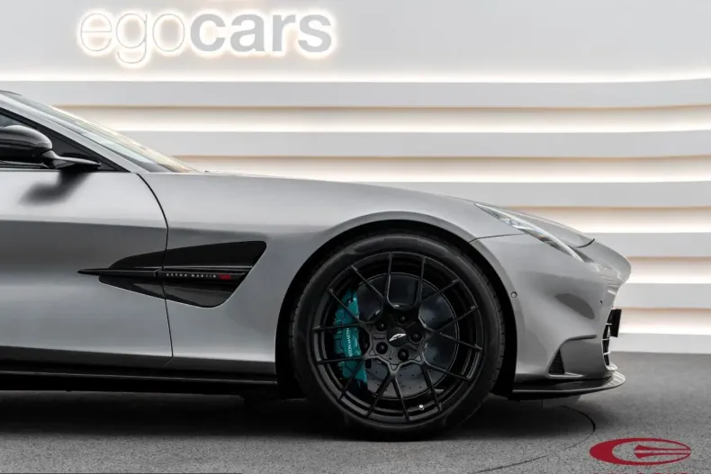 Aston Martin Vanquish din 2025 cu 3.000 km - oferta AST224385 - foto 7