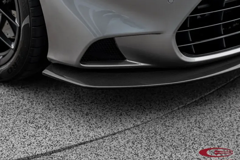 Aston Martin Vanquish din 2025 cu 3.000 km - oferta AST224385 - foto 8
