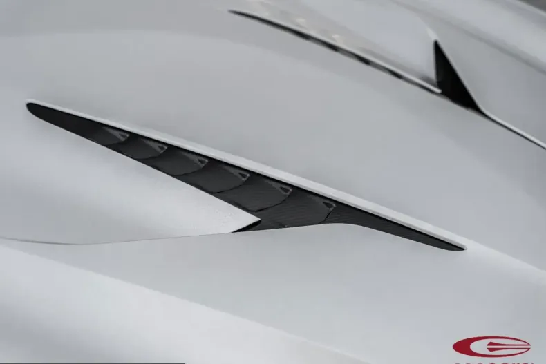 Aston Martin Vanquish din 2025 cu 3.000 km - oferta AST224385 - foto 9