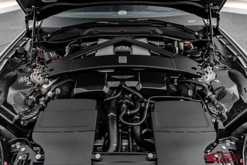 Aston Martin Vanquish din 2025 cu 3.000 km - oferta AST224385 - foto 15