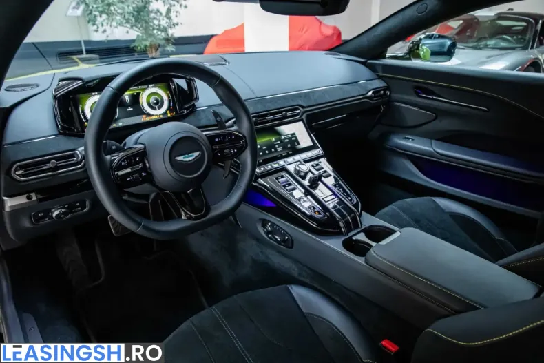 Aston Martin V8 Vantage din 2025 cu 2.000 km - oferta AST224387 - foto 15