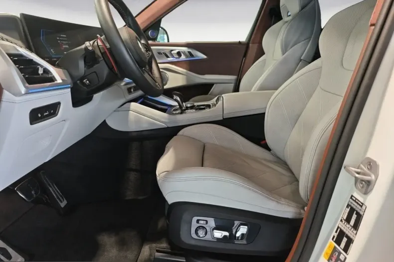 BMW XM (Seria X) din 2025 cu 8.125 km - oferta BMW224391 - foto 8