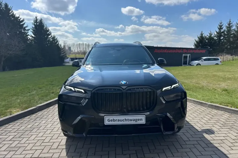 BMW X7 (Seria X) din 2025 cu 22.879 km - oferta BMW224413 - foto 2