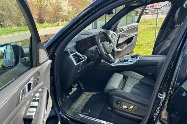BMW X7 (Seria X) din 2025 cu 22.879 km - oferta BMW224413 - foto 12