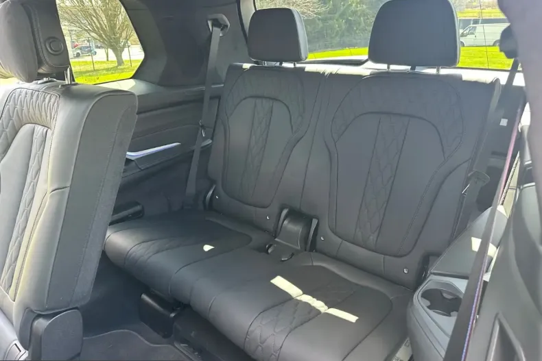 BMW X7 (Seria X) din 2025 cu 22.879 km - oferta BMW224413 - foto 16