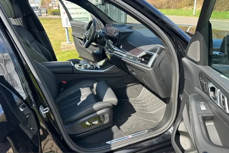 BMW X7 (Seria X) din 2025 cu 22.879 km - oferta BMW224413 - foto 18