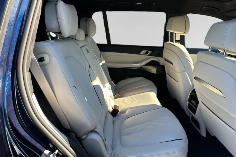 BMW X7 (Seria X) din 2025 cu 21.207 km - oferta BMW224414 - foto 13
