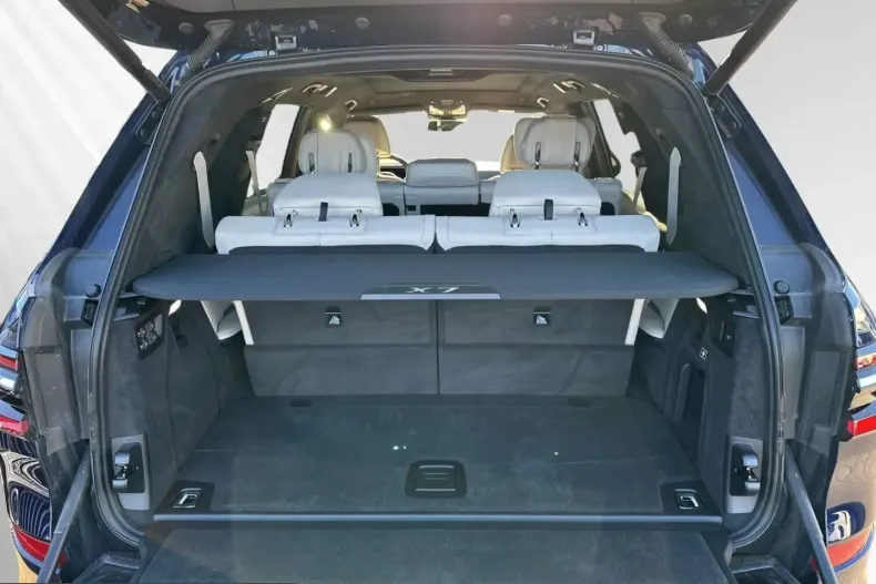 BMW X7 (Seria X) din 2025 cu 21.207 km - oferta BMW224414 - foto 15