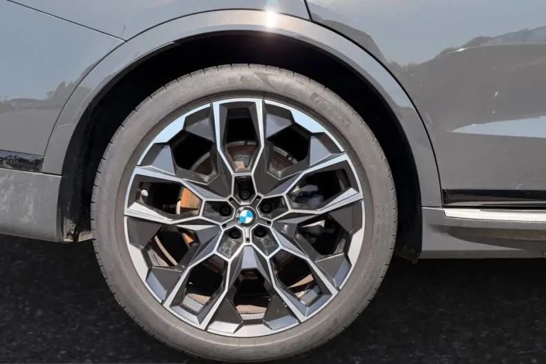BMW X7 (Seria X) din 2025 cu 24.850 km - oferta BMW224415 - foto 4