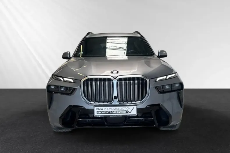 BMW X7 (Seria X) din 2025 cu 19.990 km - oferta BMW224416 - foto 5