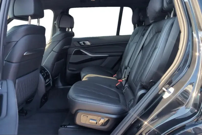 BMW X7 (Seria X) din 2025 cu 21.713 km - oferta BMW224420 - foto 19