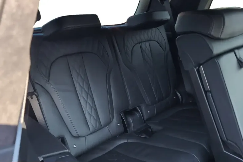BMW X7 (Seria X) din 2025 cu 21.713 km - oferta BMW224420 - foto 29