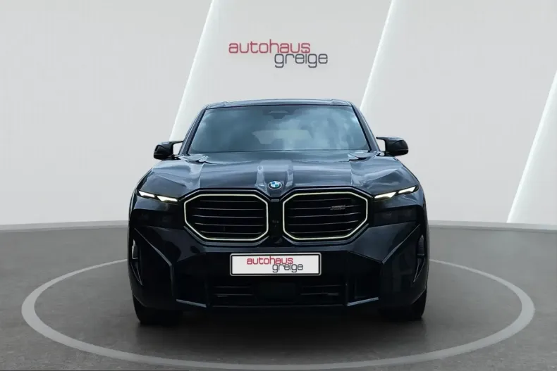 BMW XM (Seria X) din 2025 cu 9.900 km - oferta BMW224426 - foto 1