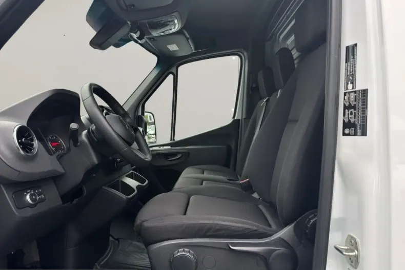 Mercedes-Benz Sprinter din 2024 cu 54.321 km - oferta MER224427 - foto 9