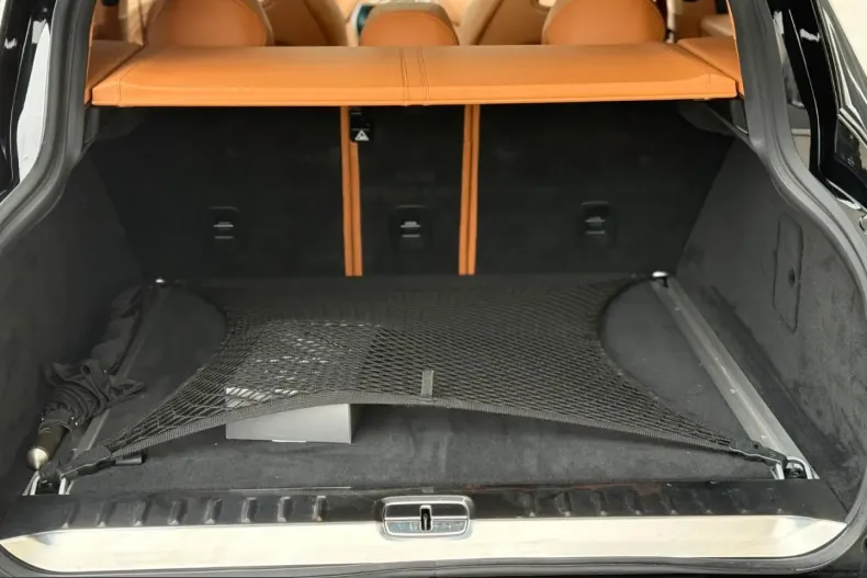 Aston Martin DBX din 2022 cu 18.400 km - oferta AST224432 - foto 8