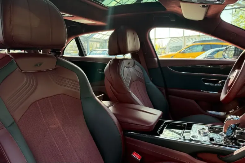 Bentley Flying Spur din 2022 cu 67.400 km - oferta BEN224439 - foto 13