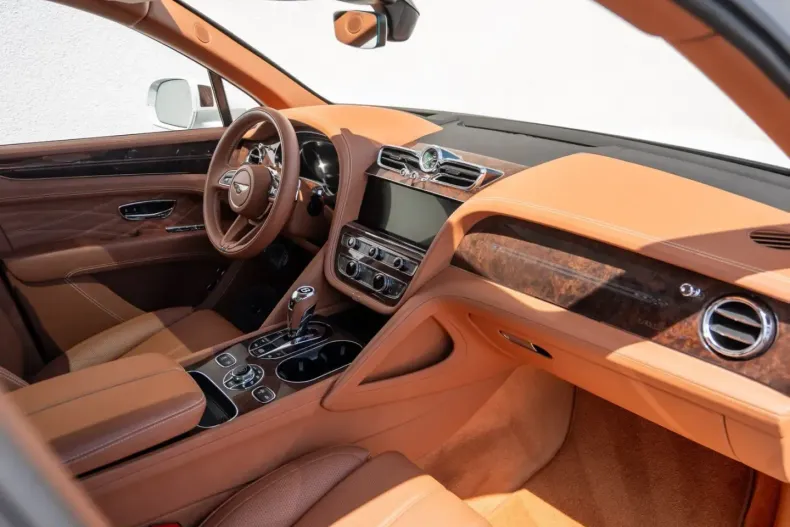 Bentley Bentayga din 2023 cu 29.022 km - oferta BEN224440 - foto 39