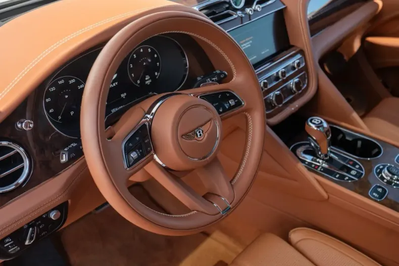 Bentley Bentayga din 2023 cu 29.022 km - oferta BEN224440 - foto 43