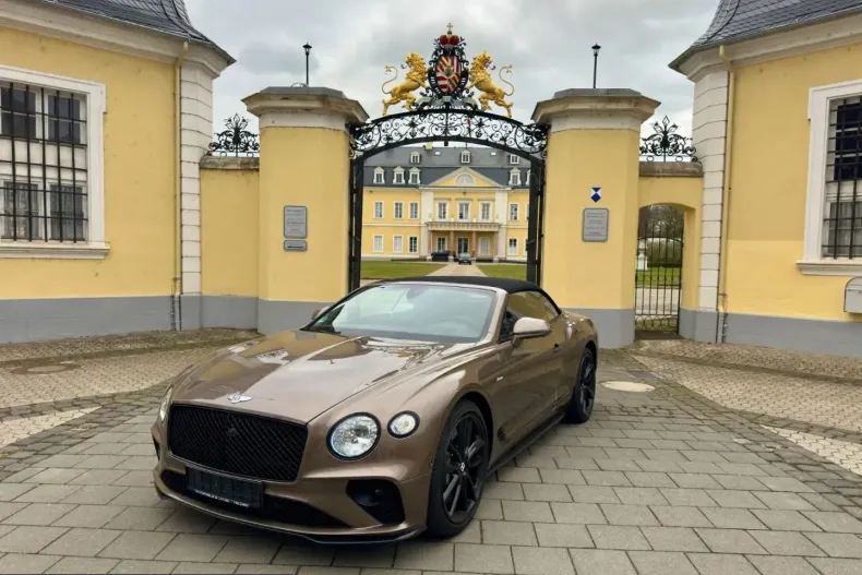Bentley Continental GTC din 2023 cu 2.071 km - oferta BEN224444 - foto 4