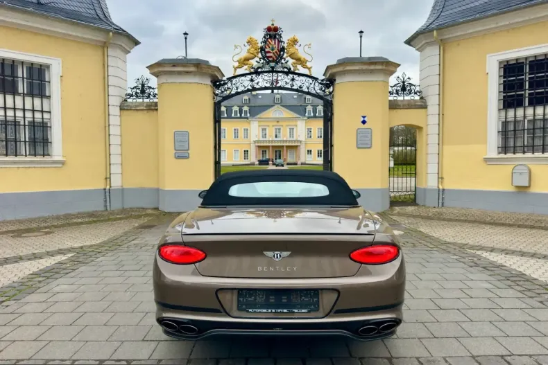 Bentley Continental GTC din 2023 cu 2.071 km - oferta BEN224444 - foto 9