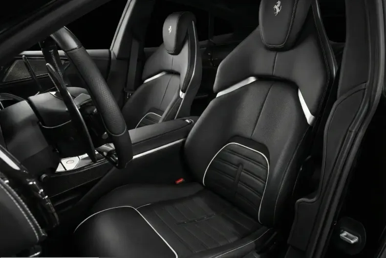 Ferrari Purosangue din 2023 cu 3.800 km - oferta FER224446 - foto 13