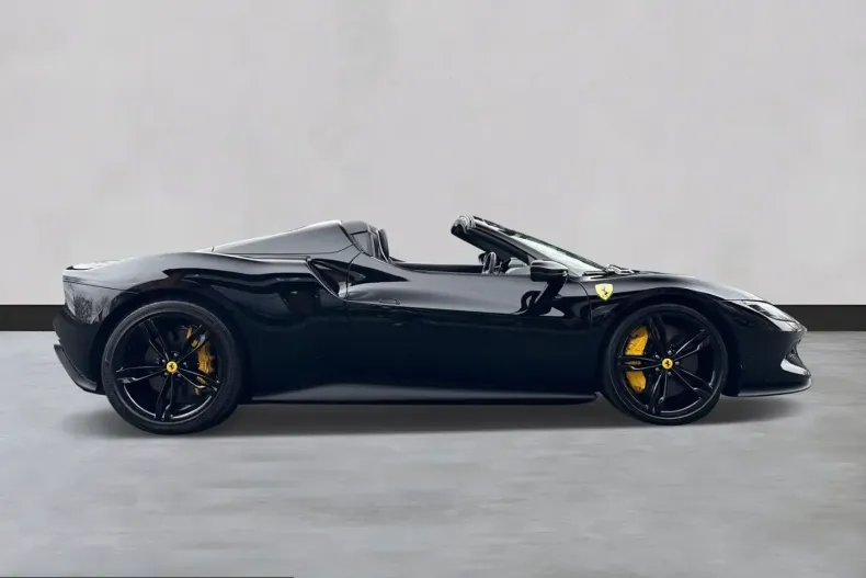 Ferrari 296 GTS din 2025 cu 1.900 km - oferta FER224450 - foto 6