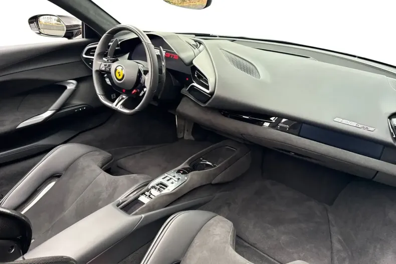 Ferrari 296 GTS din 2025 cu 1.900 km - oferta FER224450 - foto 16