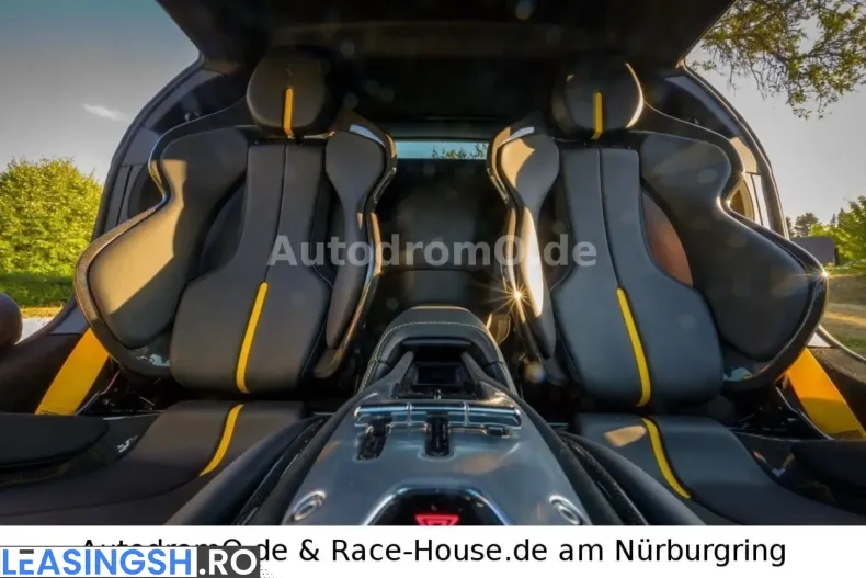 Ferrari SF90 din 2022 cu 2.500 km - oferta FER224452 - foto 8