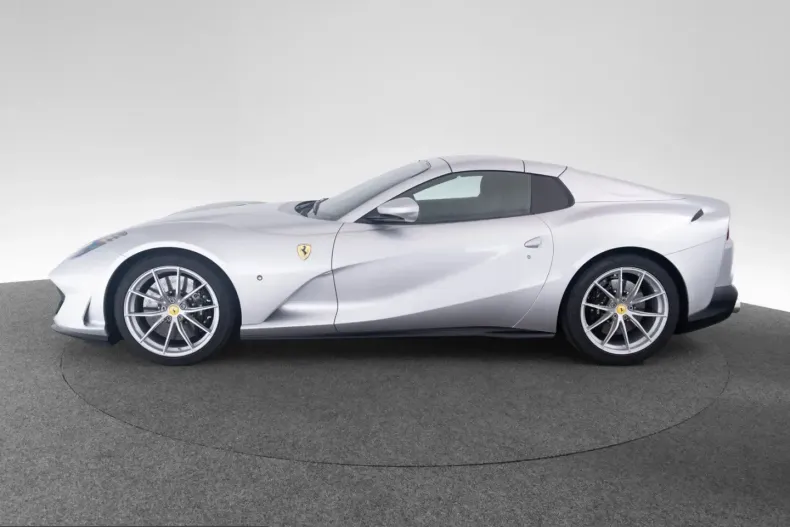 Ferrari 812 din 2022 cu 10.000 km - oferta FER224453 - foto 11
