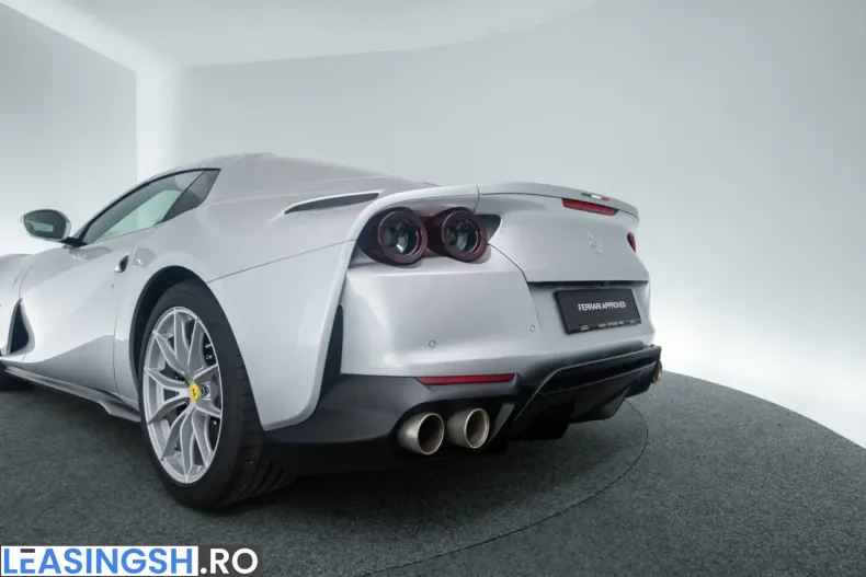 Ferrari 812 din 2022 cu 10.000 km - oferta FER224453 - foto 18