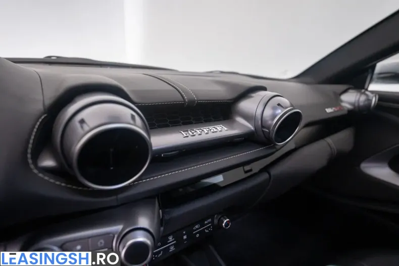 Ferrari 812 din 2022 cu 10.000 km - oferta FER224453 - foto 30