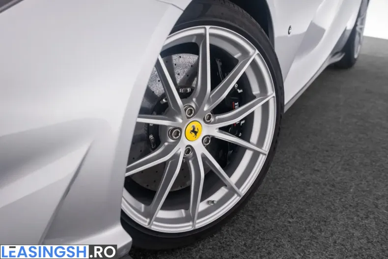 Ferrari 812 din 2022 cu 10.000 km - oferta FER224453 - foto 40