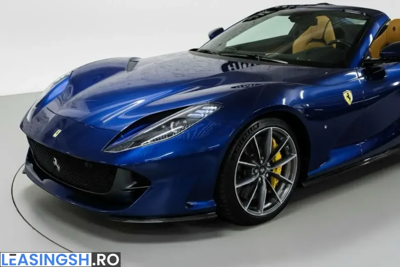 Ferrari 812 din 2022 cu 6.940 km - oferta FER224454 - foto 4