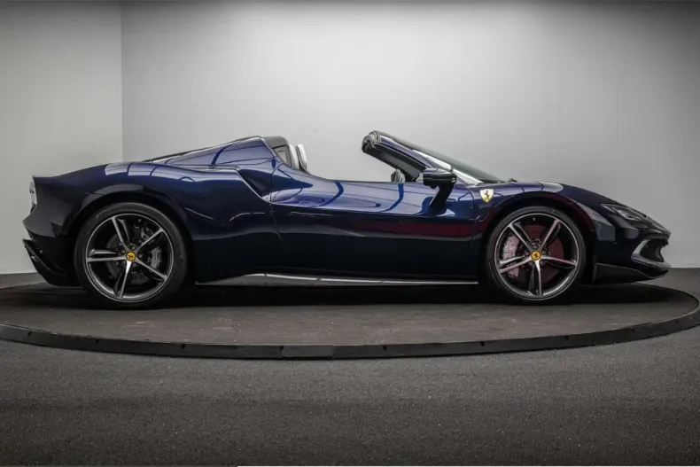 Ferrari 296 GTS din 2024 cu 4.706 km - oferta FER224456 - foto 9
