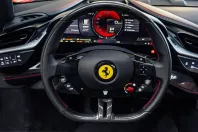 Ferrari SF90 din 2022 cu 1.830 km - oferta FER224457 - foto 3