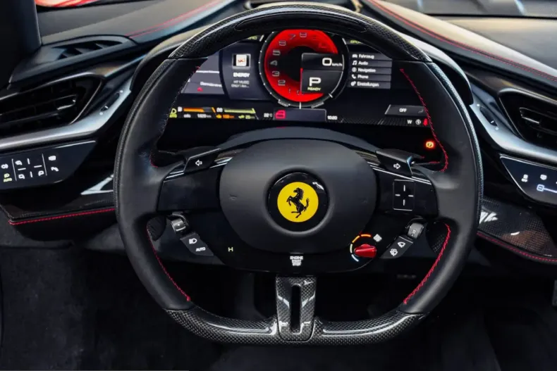 Ferrari SF90 din 2022 cu 1.830 km - oferta FER224457 - foto 3