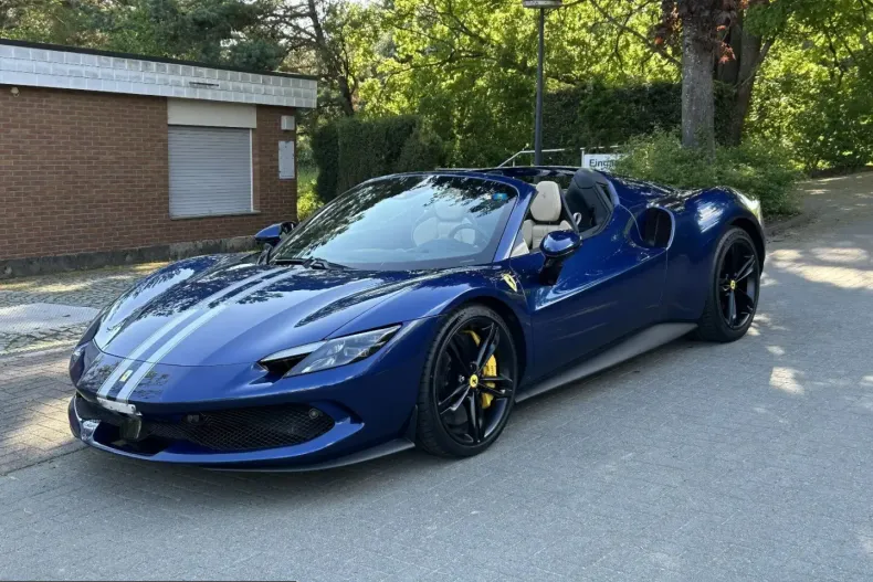 Ferrari 296 GTS din 2025 cu 3.800 km - oferta FER224460 - foto 11