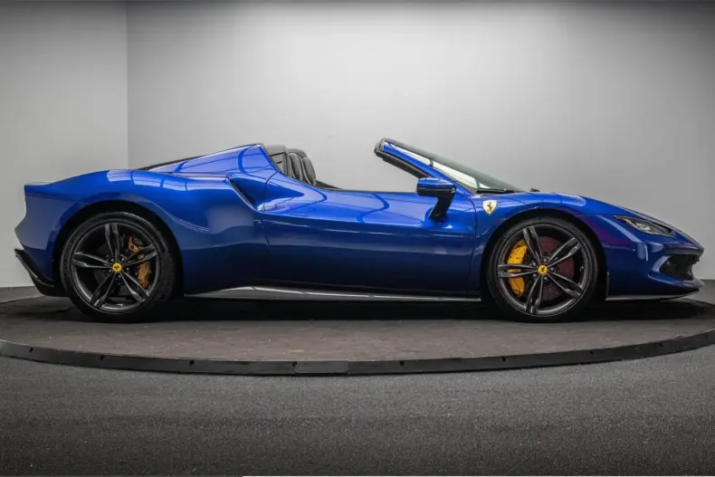 Ferrari 296 GTS din 2023 cu 9.322 km - oferta FER224461 - foto 9