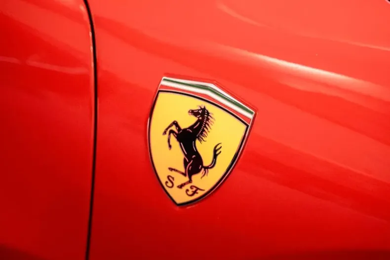 Ferrari 296 GTS din 2022 cu 23.400 km - oferta FER224463 - foto 13