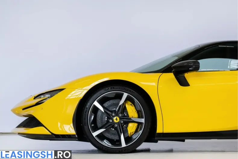 Ferrari SF90 din 2022 cu 1.400 km - oferta FER224465 - foto 4